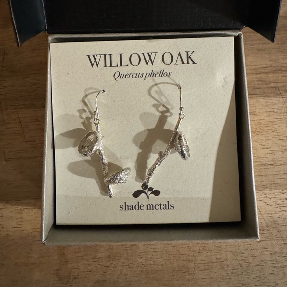 Shade Metals artisan acorn cap earrings. - Picture 2 of 6
